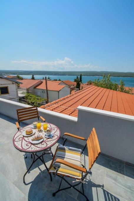 Villa With Amazing View And A Private Pool, Susnjar 1 Kruševo Kültér fotó
